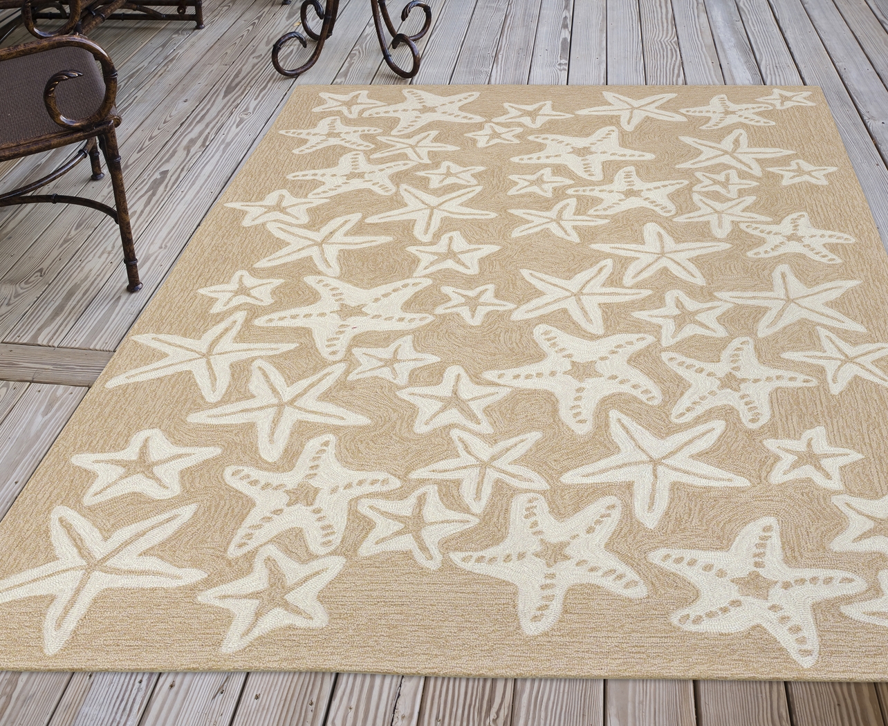 Ocean Gem Taupe 7'6 x 9'6 Indoor/Outdoor Rug - Thumbnail - Image 3