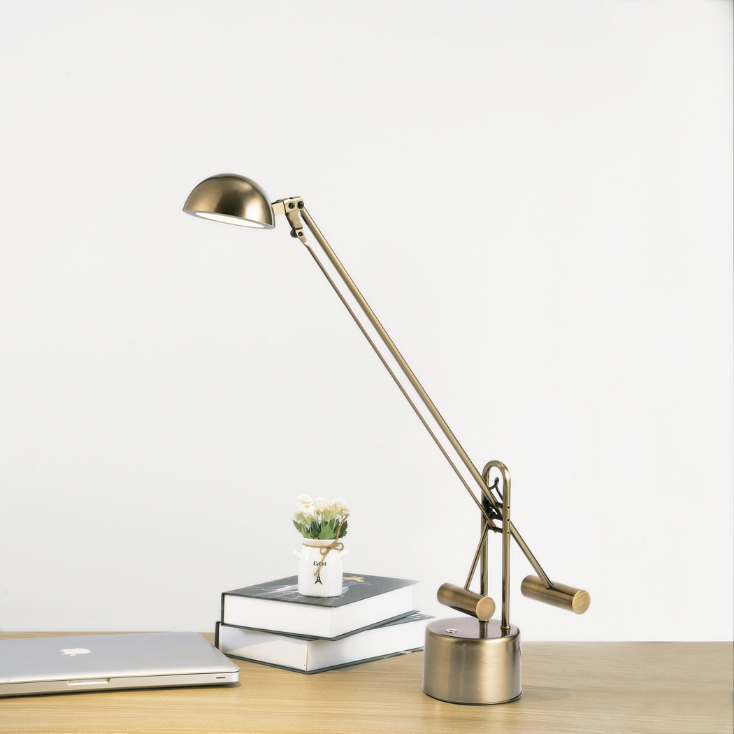 Oconee Summit Brass Lamp - Thumbnail - Image 2