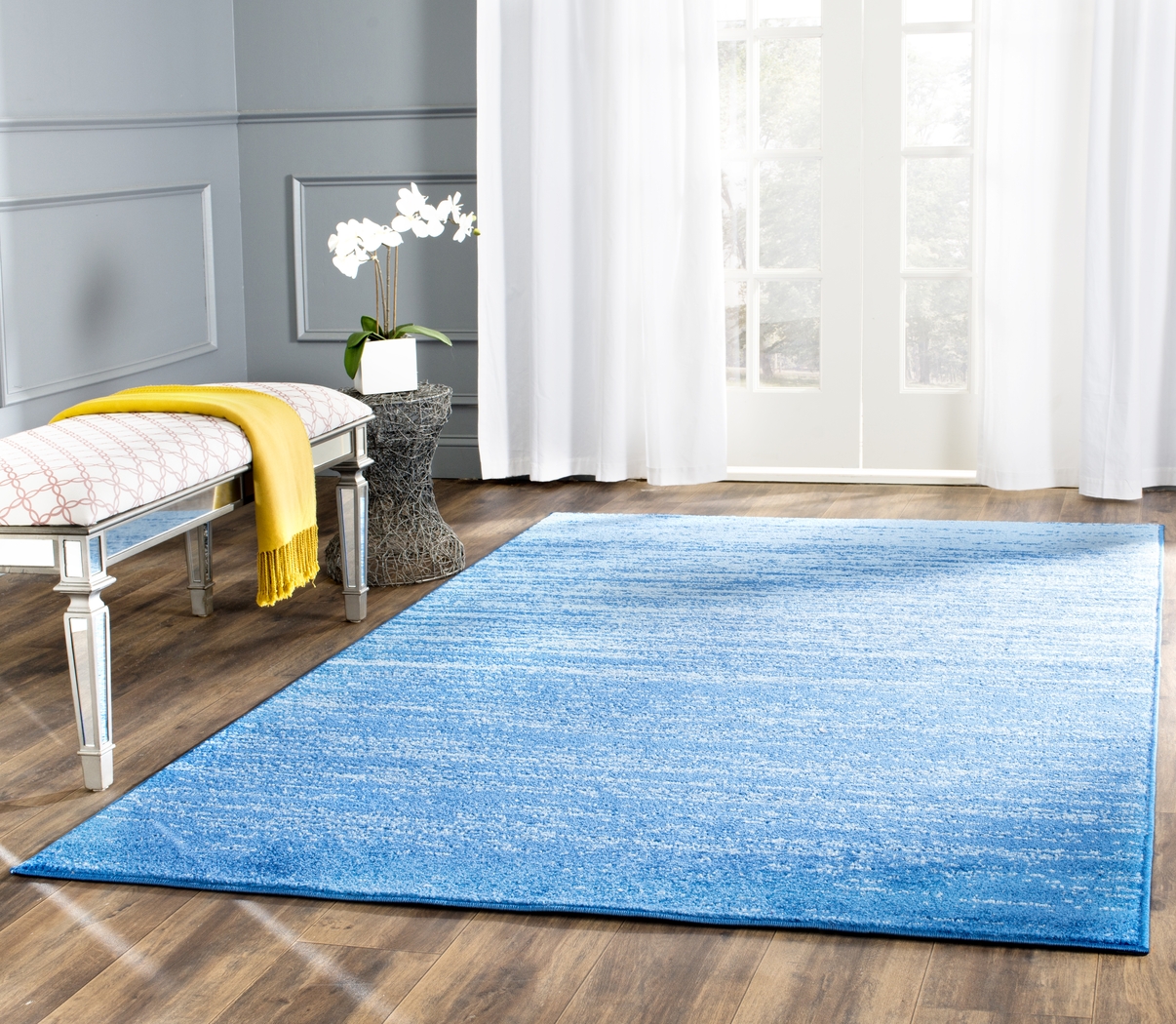 Omeir Blue 5' x 8' Rug - Thumbnail - Image 3