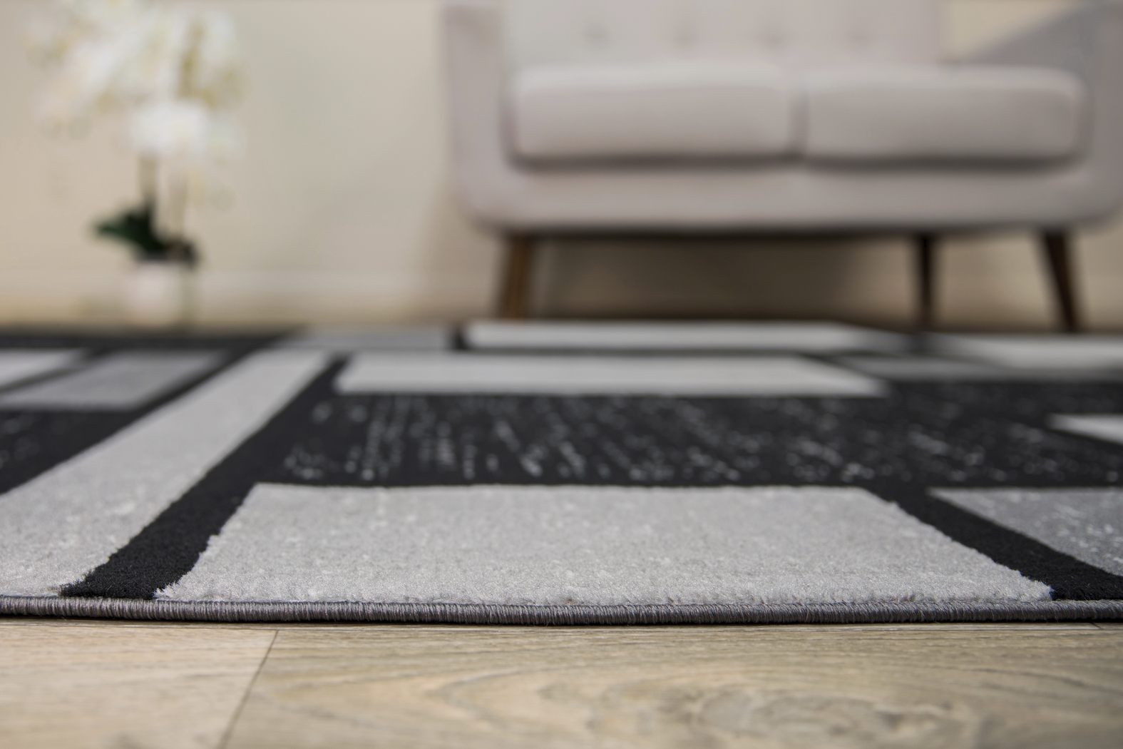 Onneran Gray 5'3 x 7'3 Rug - Thumbnail - Image 7