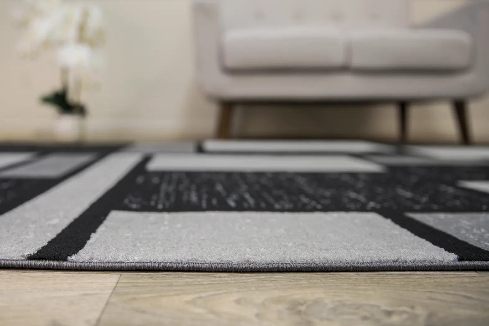 Onneran Gray 7'10 x 10'2 Rug - Thumbnail - Image 7