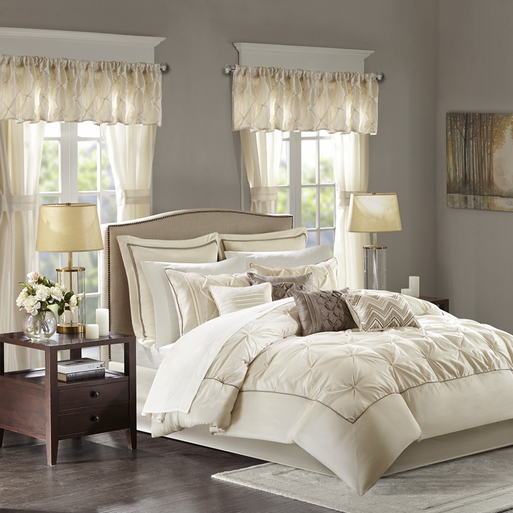 Opelusas Ivory 24 Pc California King Bedding Set - Thumbnail - Image 1