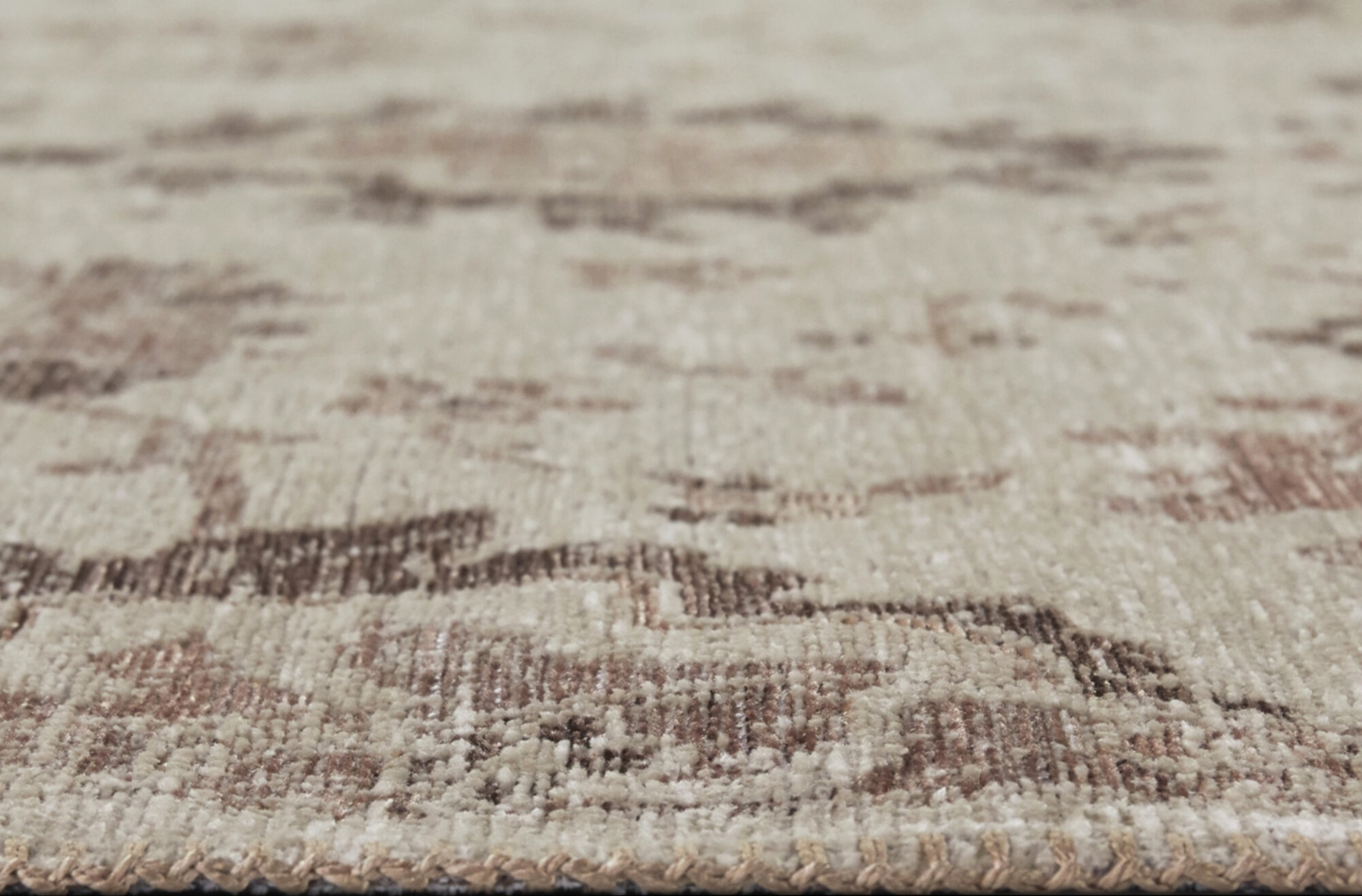 Orchis Copper 5'3 x 7' Rug - Thumbnail - Image 5