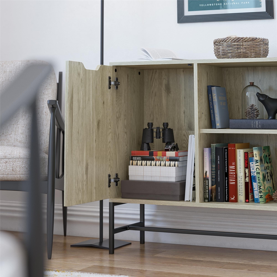 Oscolo Oak Accent Cabinet - Thumbnail - Image 4