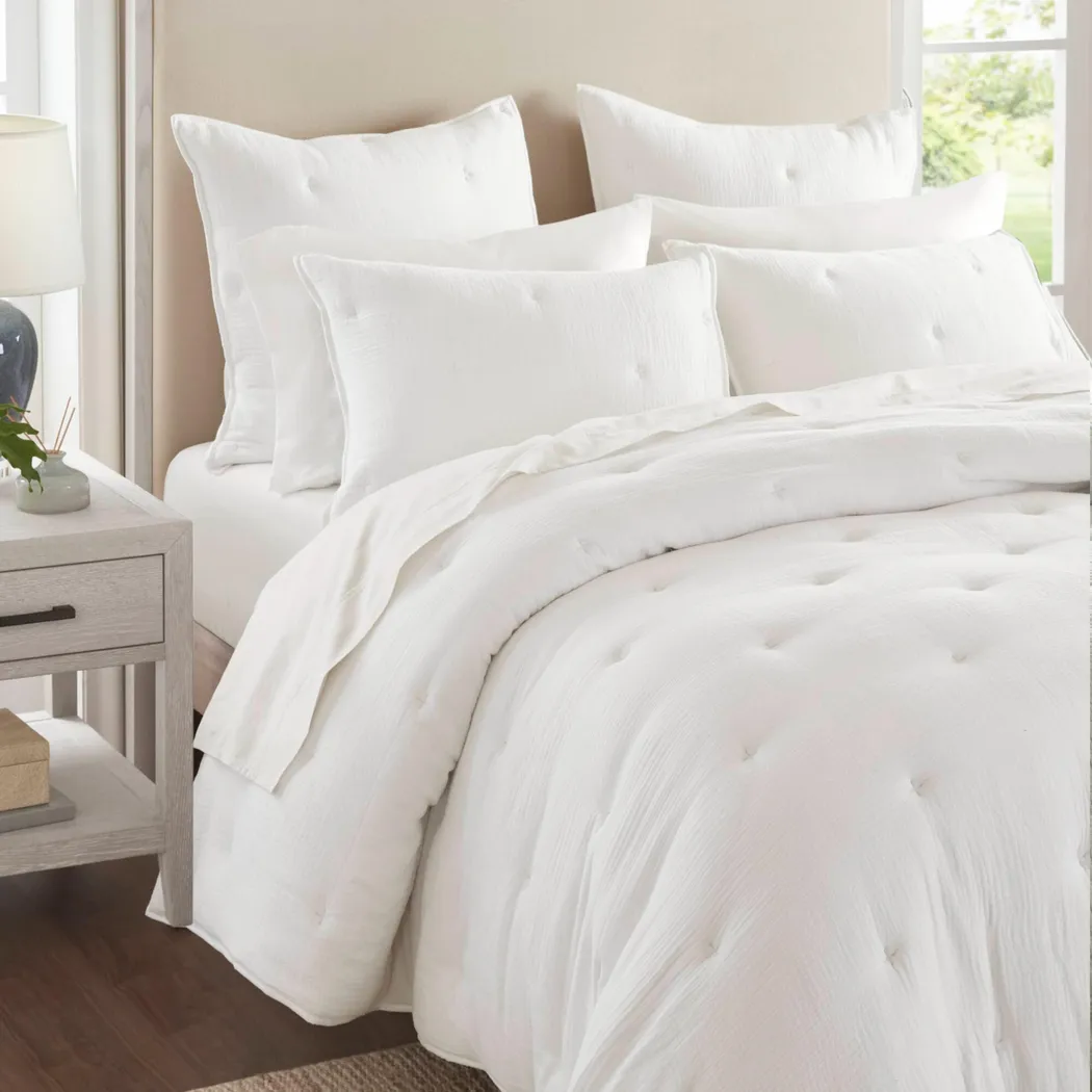 Osne White 3 Pc King Quilt Set - Image 8