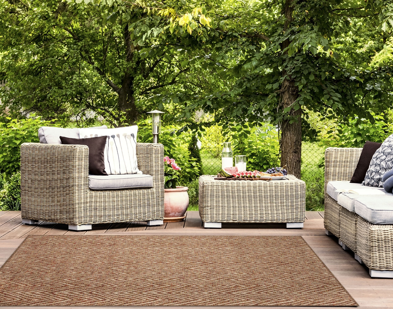 Othadan Rust 5'3 x 7'3 Indoor/Outdoor Rug - Thumbnail - Image 2