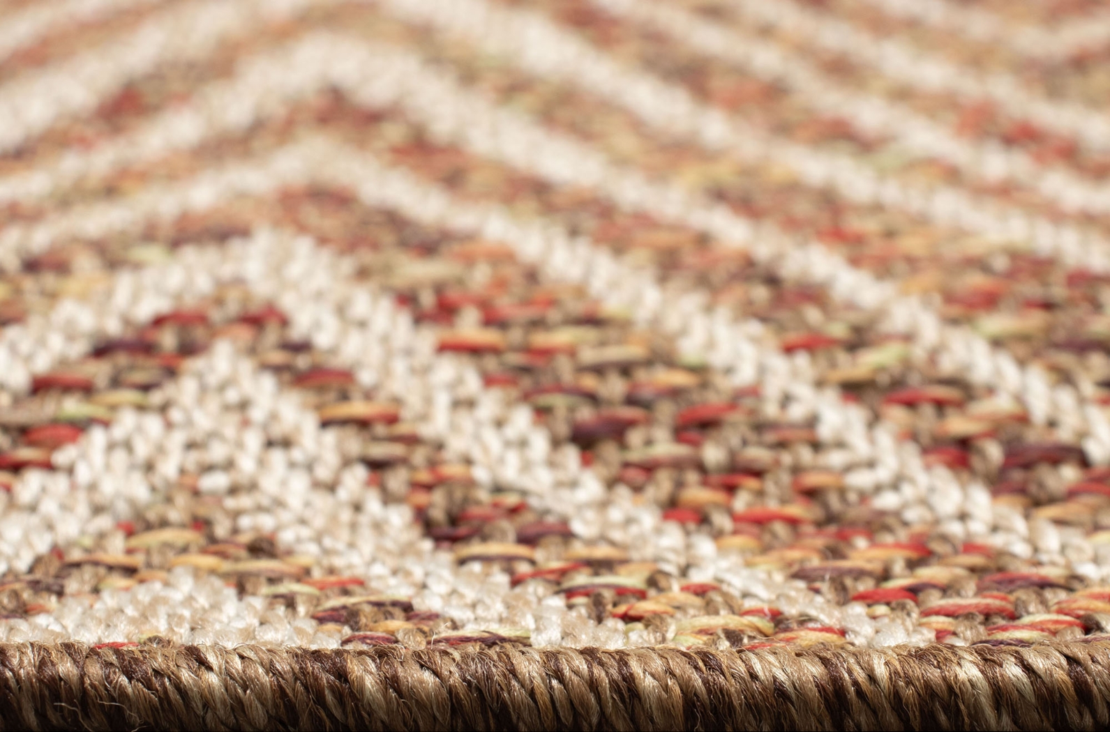 Othadan Rust 6'6 x 9'4 Indoor/Outdoor Rug - Thumbnail - Image 5