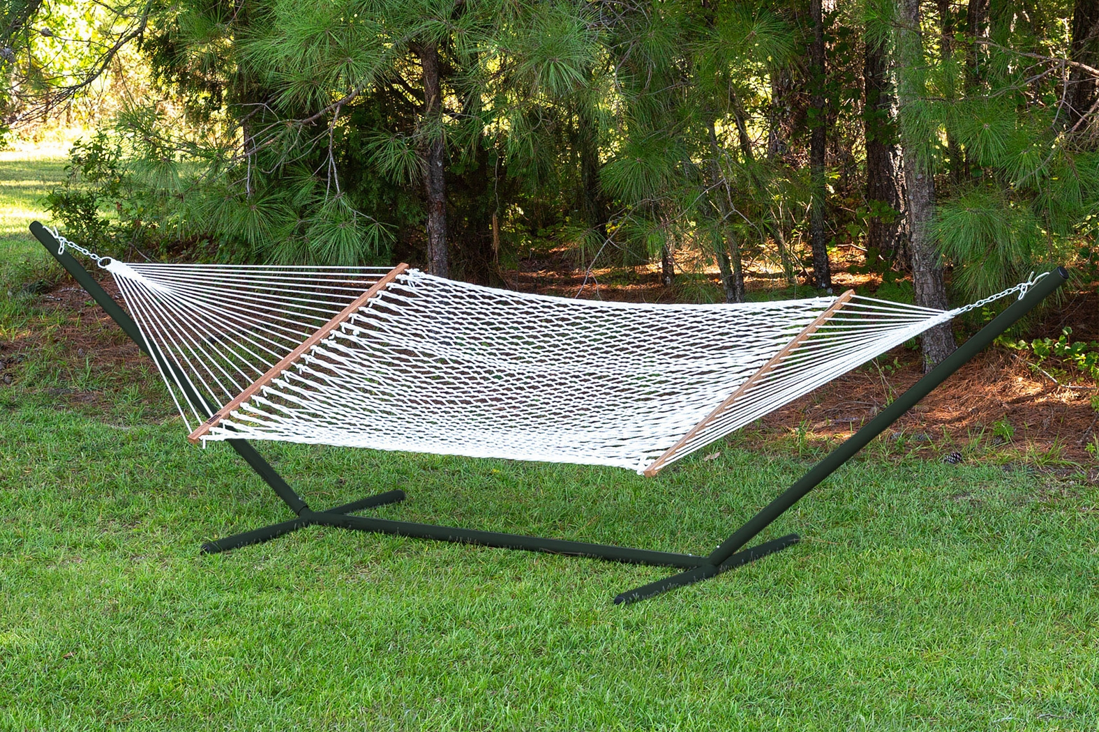 Outdoor Lusca White Hammock & Stand Set - Thumbnail - Image 2