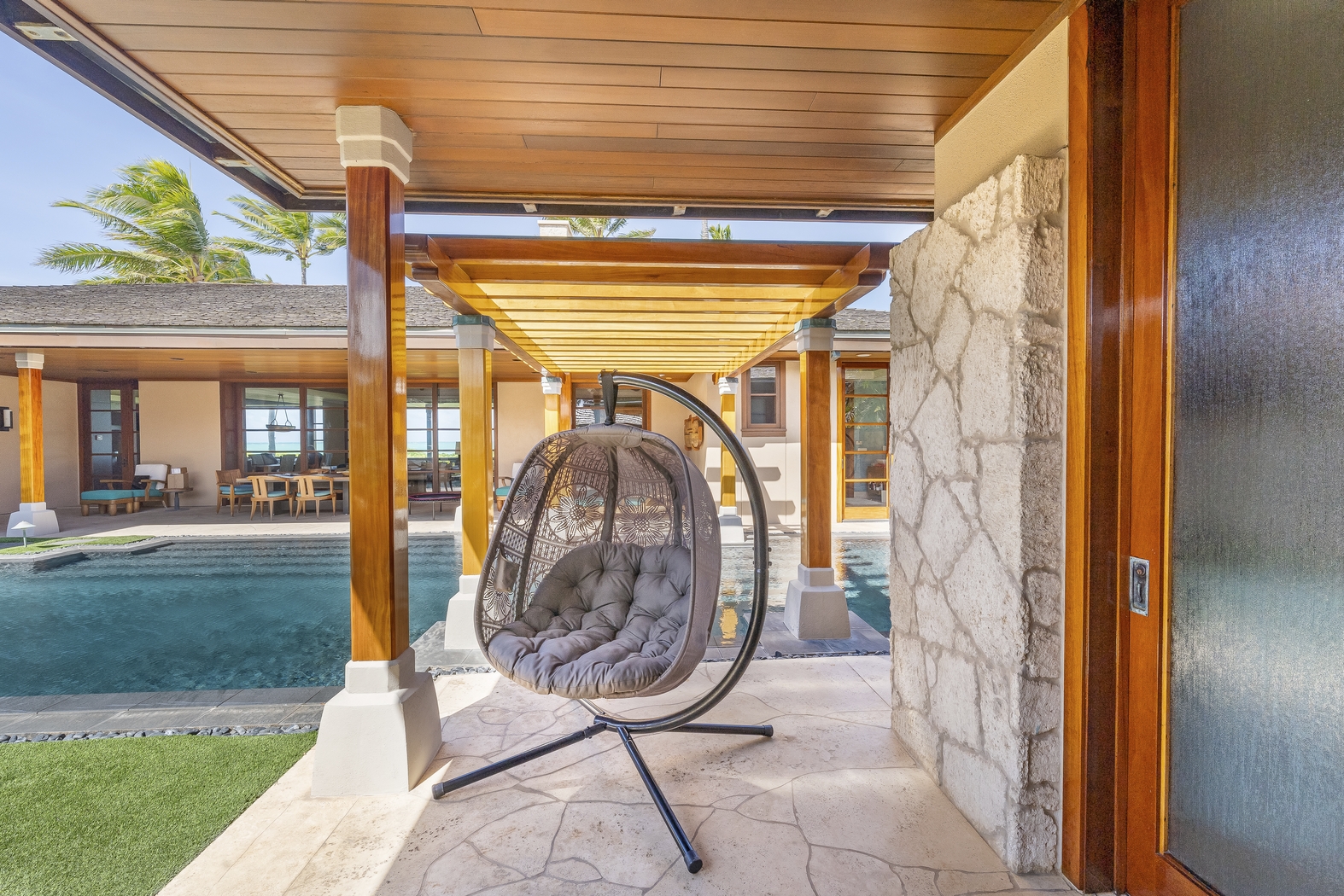 Outdoor Maquel Beige Hanging Egg Chair - Thumbnail - Image 10