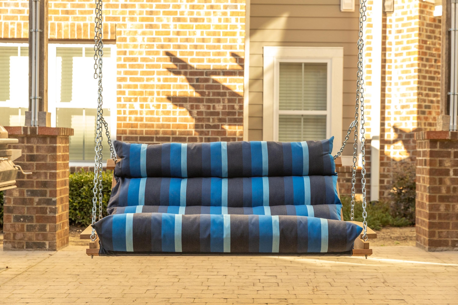 Outdoor Nirena Blue Cushioned Swing Hammock - Thumbnail - Image 2