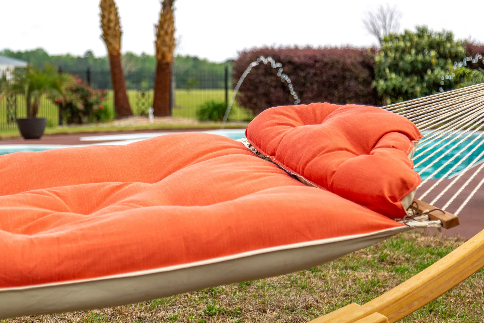 Outdoor Numako Orange Hammock & Stand, Set of 2 - Thumbnail - Image 4