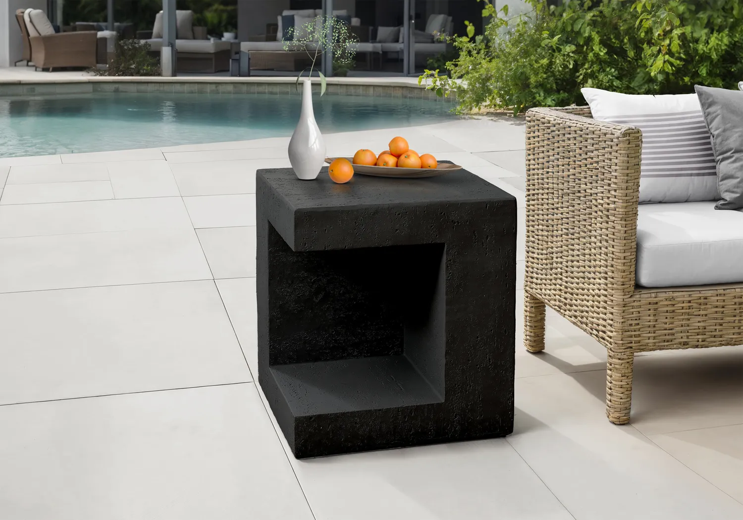Outdoor Spheremart Black End Table - Thumbnail - Image 2