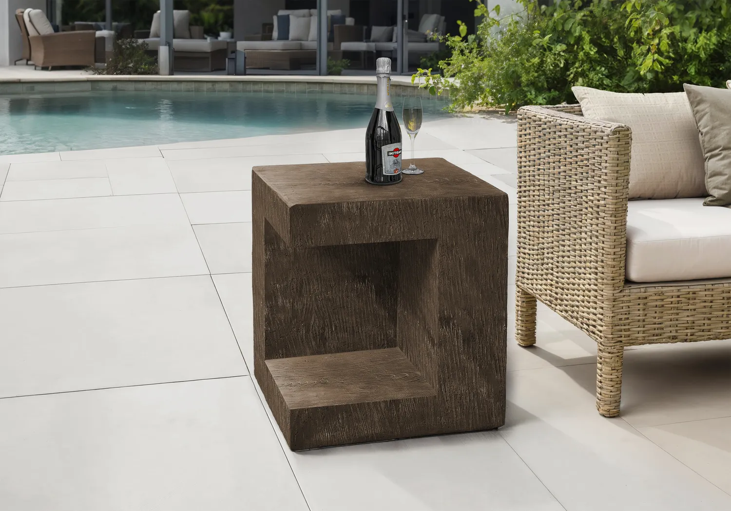 Outdoor Spheremart Brown End Table - Thumbnail - Image 3
