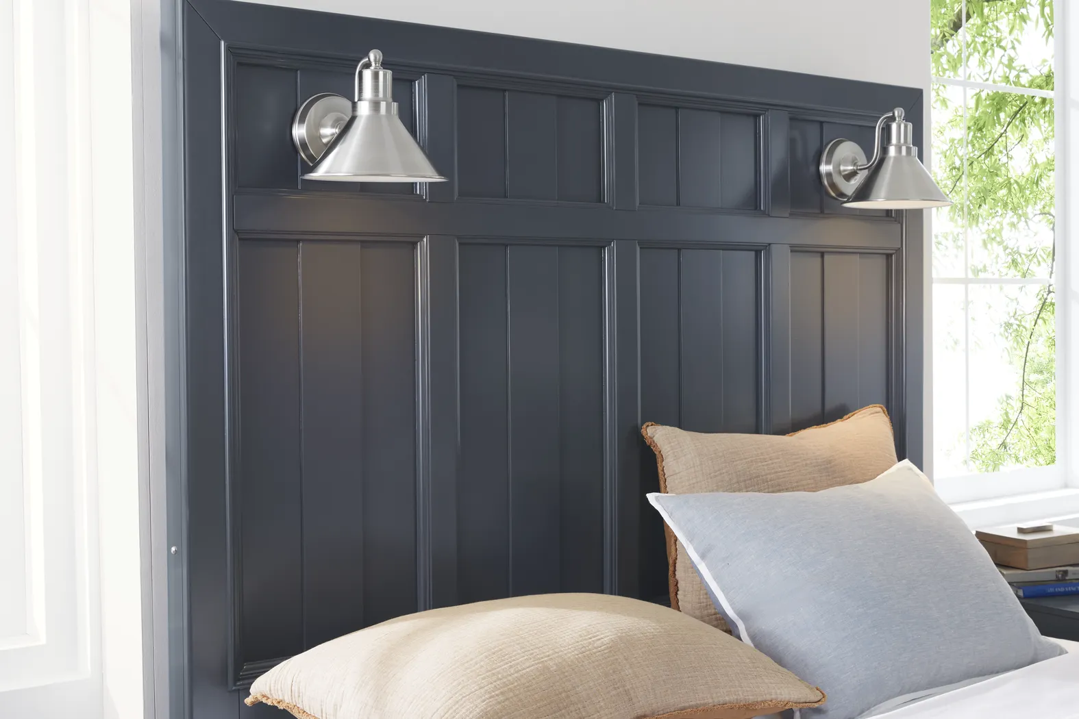 Owings Mill Graphite 5 Pc King Panel Bedroom - Thumbnail - Image 5