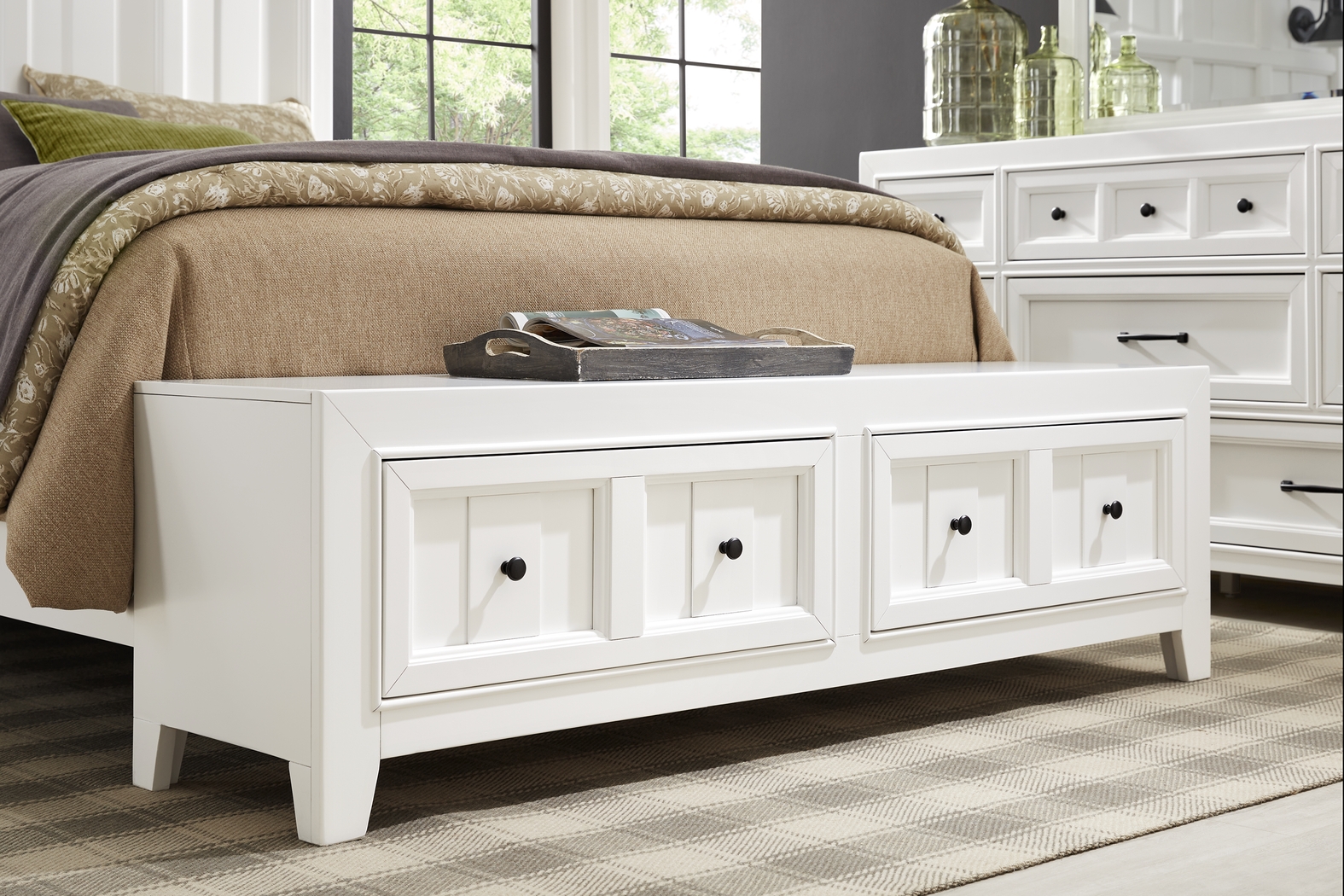 Owings Mill White 5 pc King Storage Bedroom - Thumbnail - Image 6