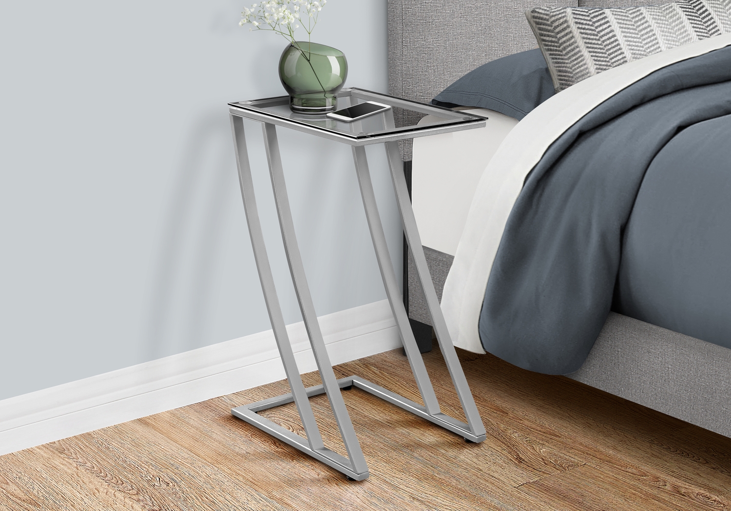 Oxaus Silver End Table - Thumbnail - Image 3