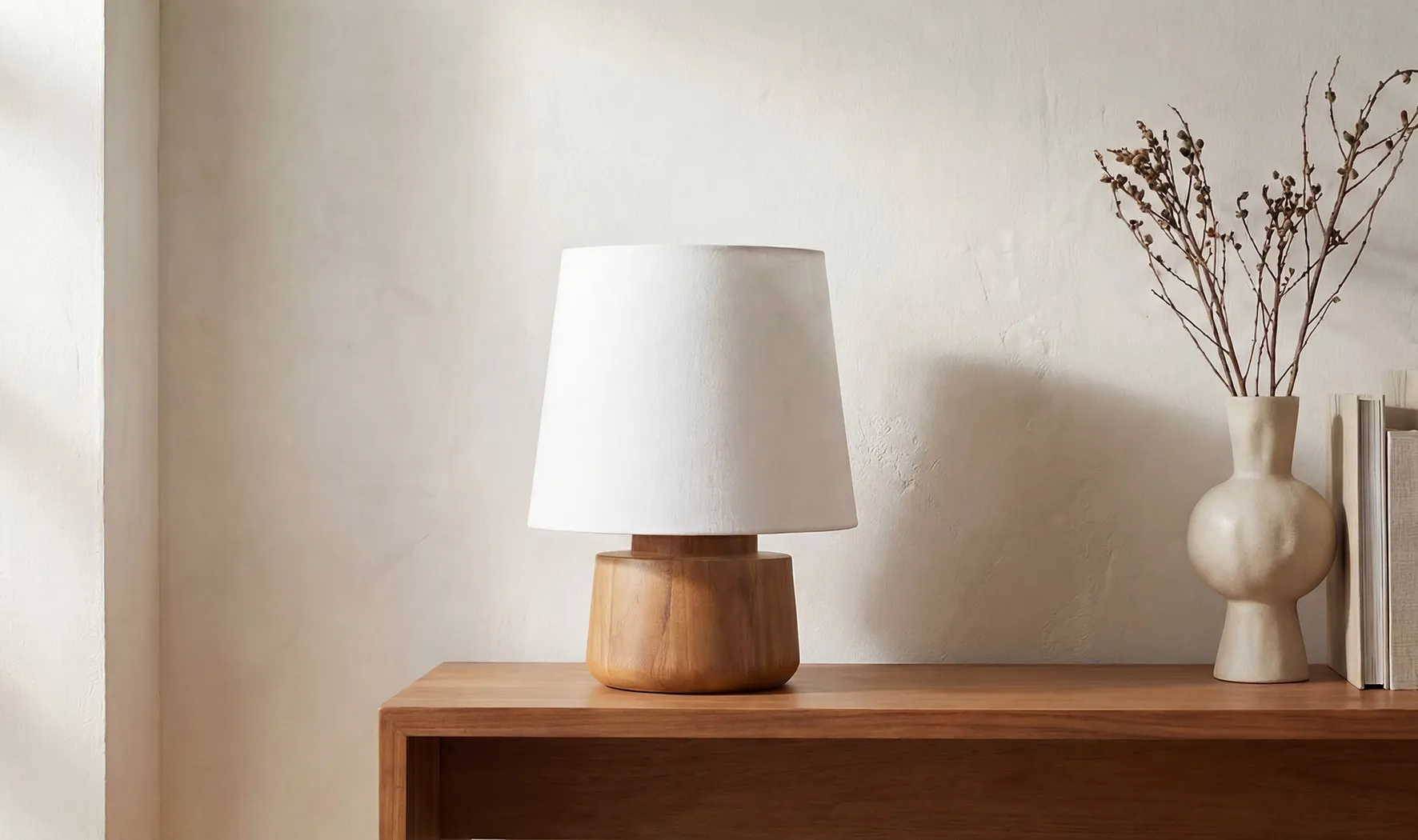 Ozael Brown Lamp - Thumbnail - Image 2