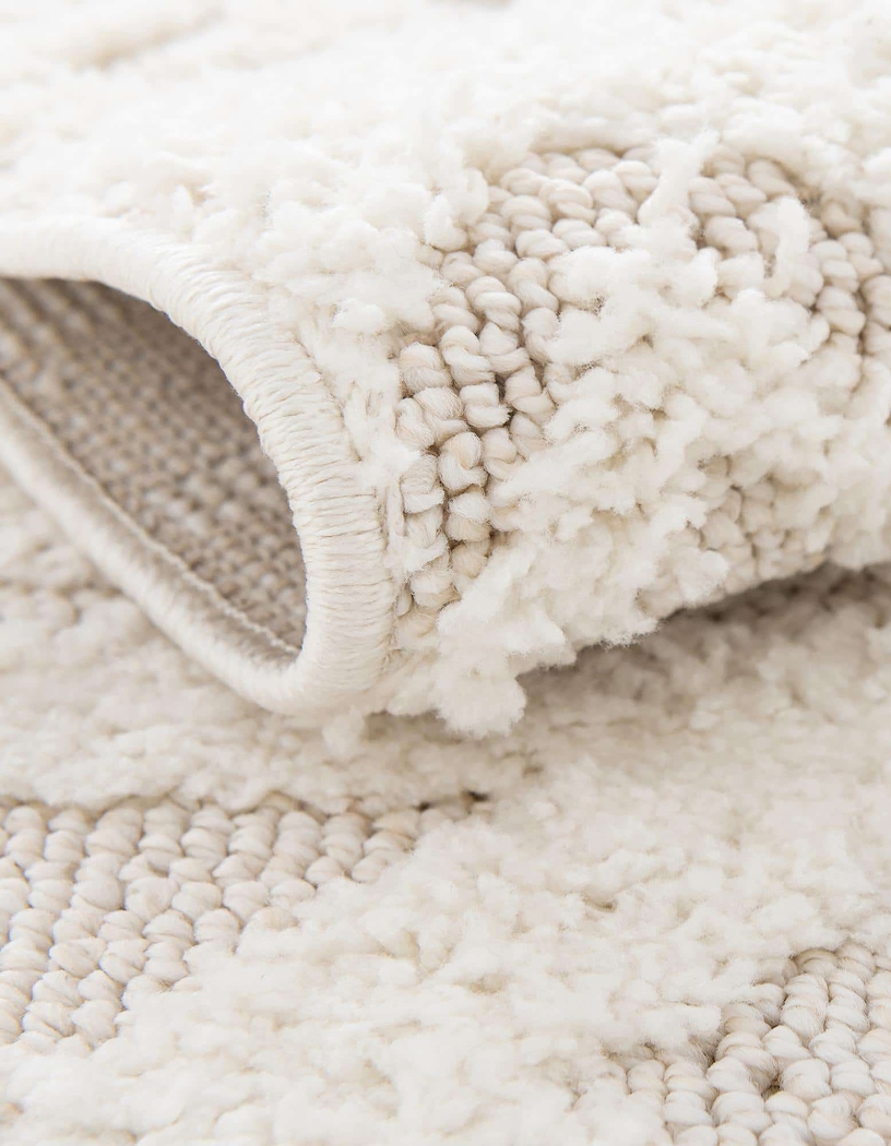 Paari Ivory 7'10 x 10' Rug - Thumbnail - Image 5