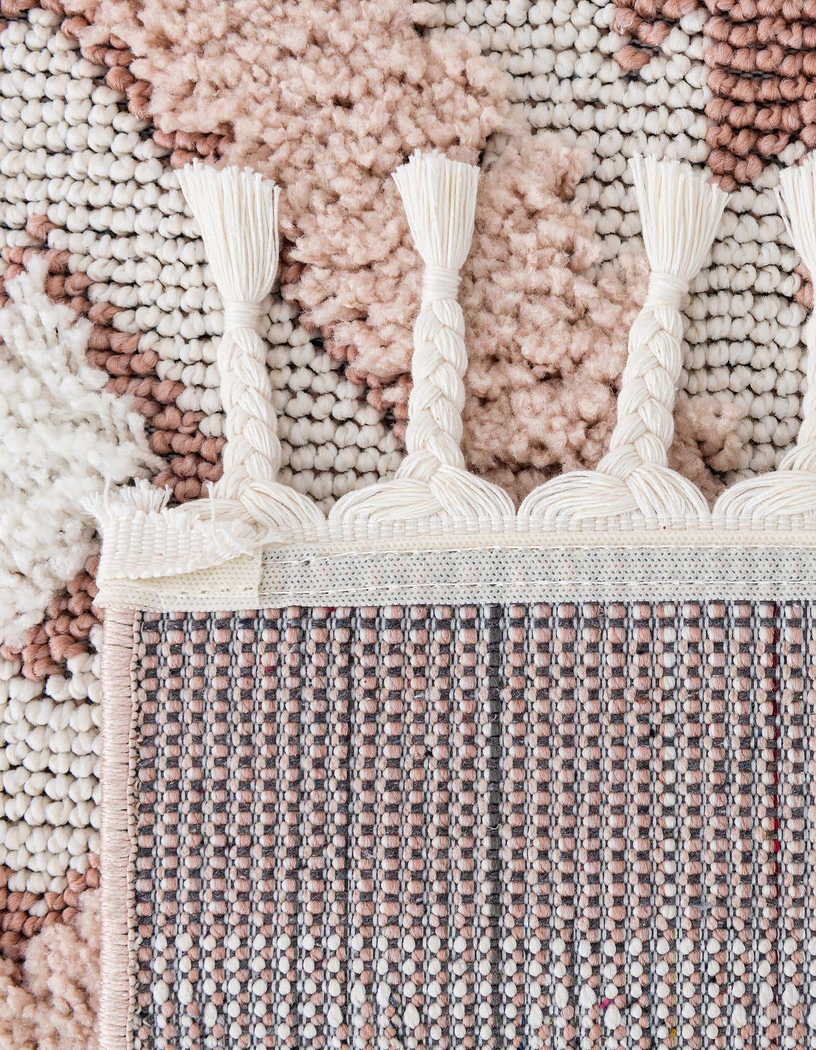 Paari Pink 5'3 x 8' Rug - Thumbnail - Image 7