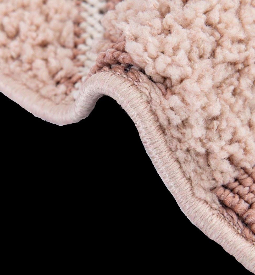 Paari Pink 5'3 x 8' Rug - Thumbnail - Image 8