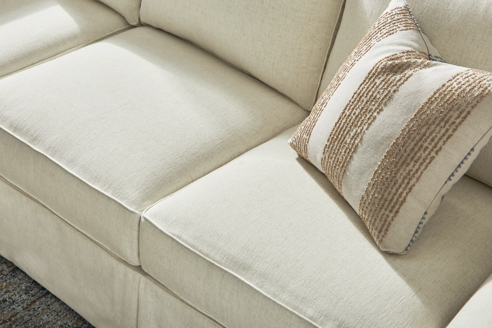 Pacific Grove White Slipcover 2 Pc Gel Foam Sleeper Sectional - Thumbnail - Image 4