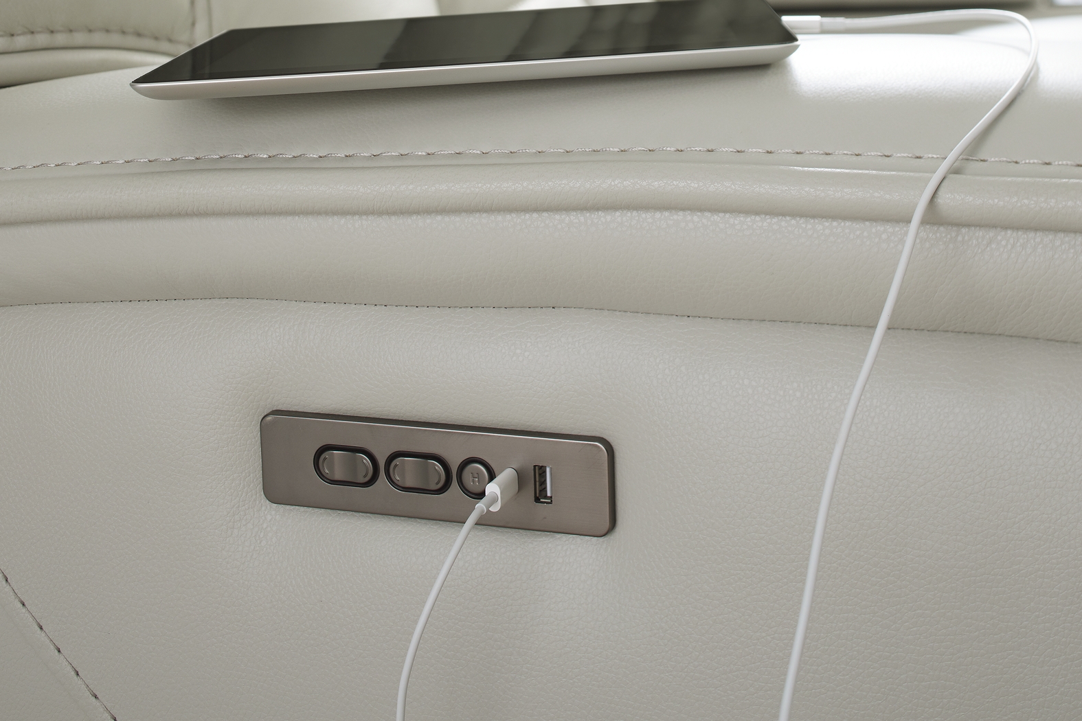 Pacific Heights Light Gray 10 Pc Dual Power Reclining Sectional Living Room - Thumbnail - Image 7