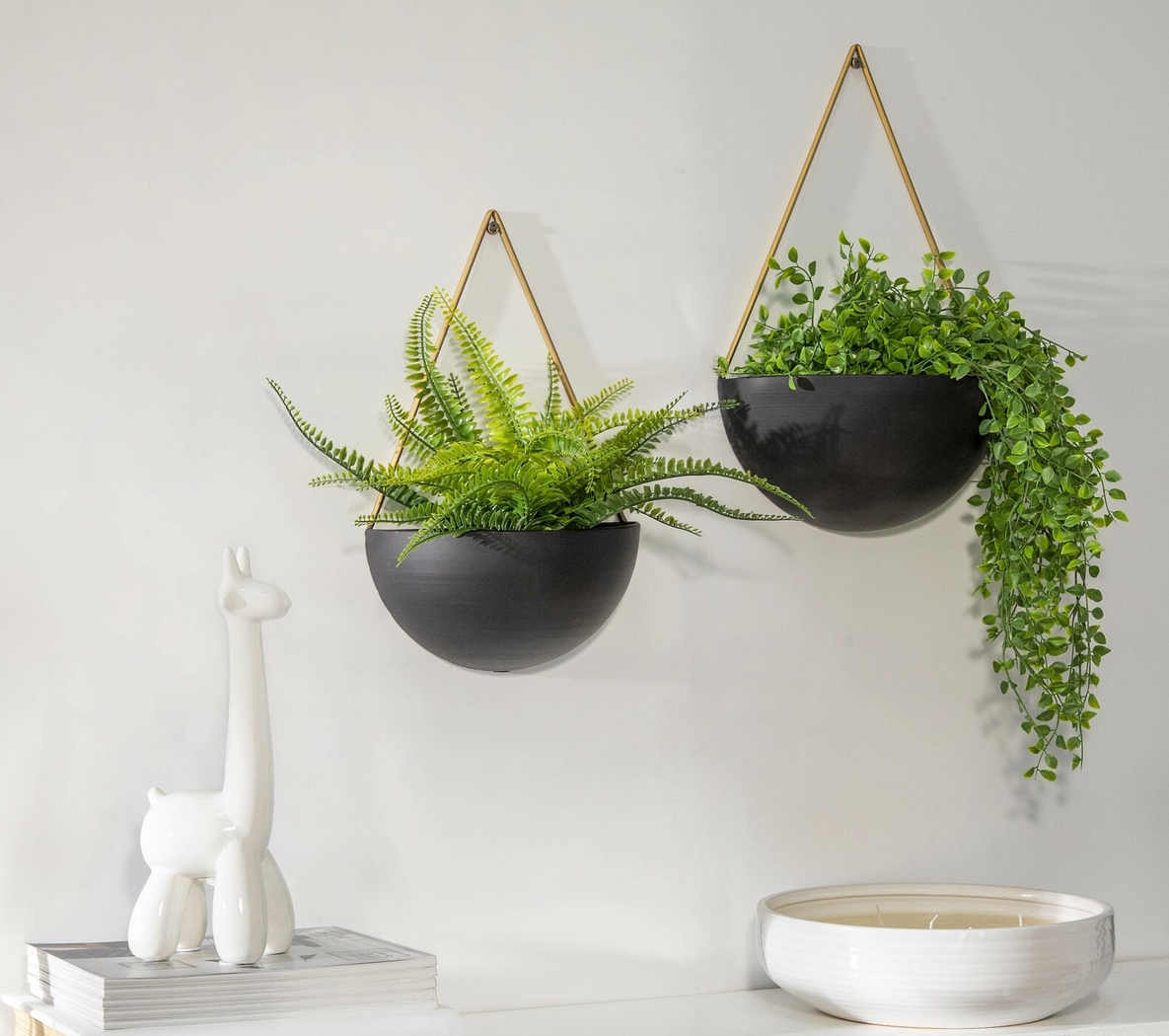 Pallon White Statue - Thumbnail - Image 2