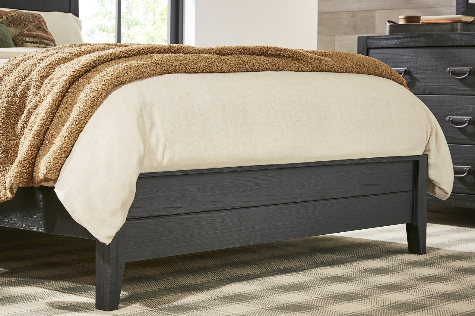 Palm Grove Black 5 Pc King Panel Bedroom - Thumbnail - Image 5