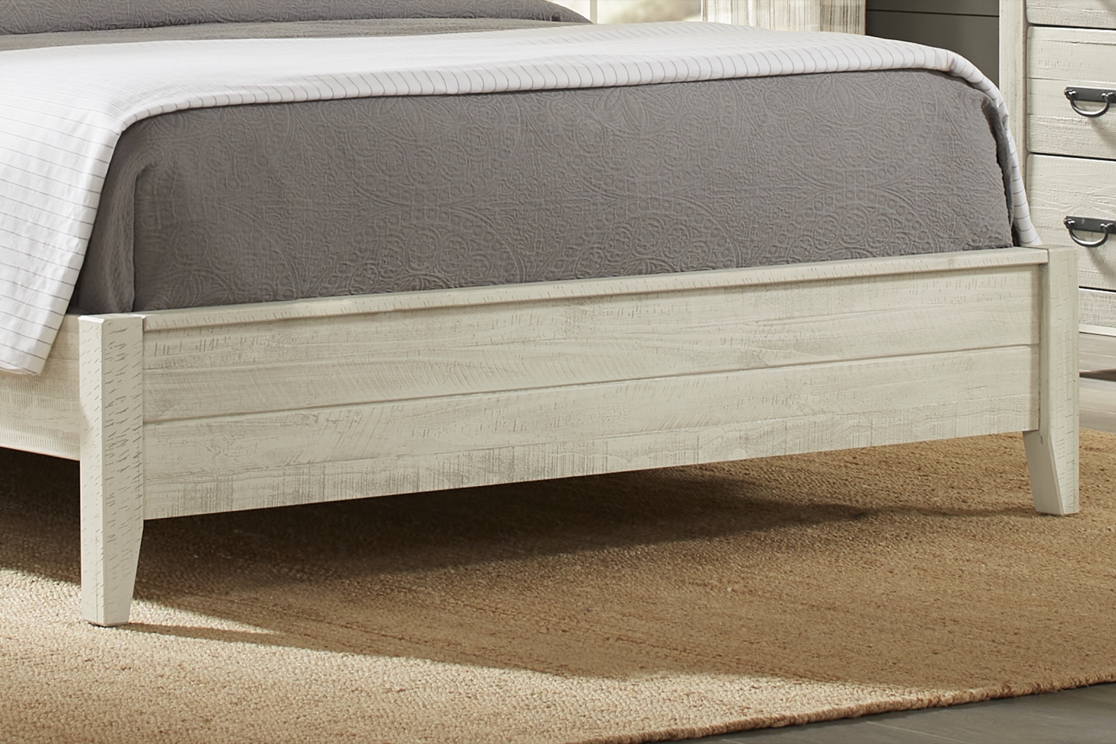 Palm Grove White 7 Pc Queen Panel Bedroom - Thumbnail - Image 4