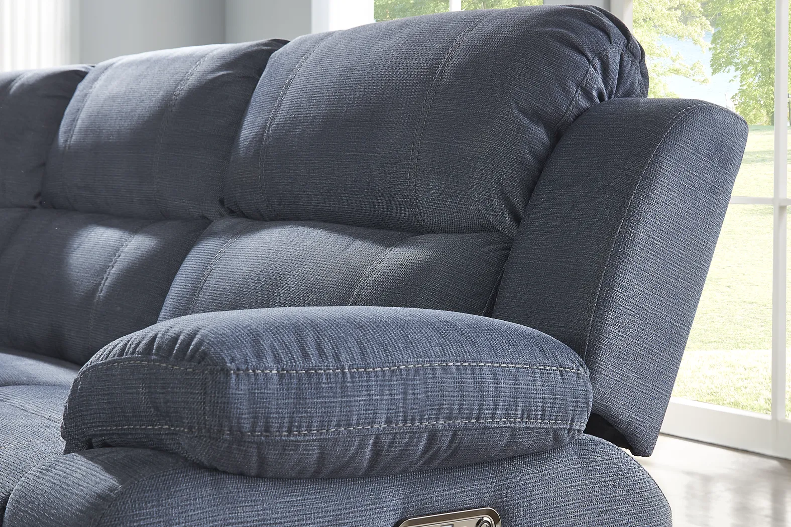 Palmer Point Blue 5 Pc Dual Power Reclining Sectional - Image 7