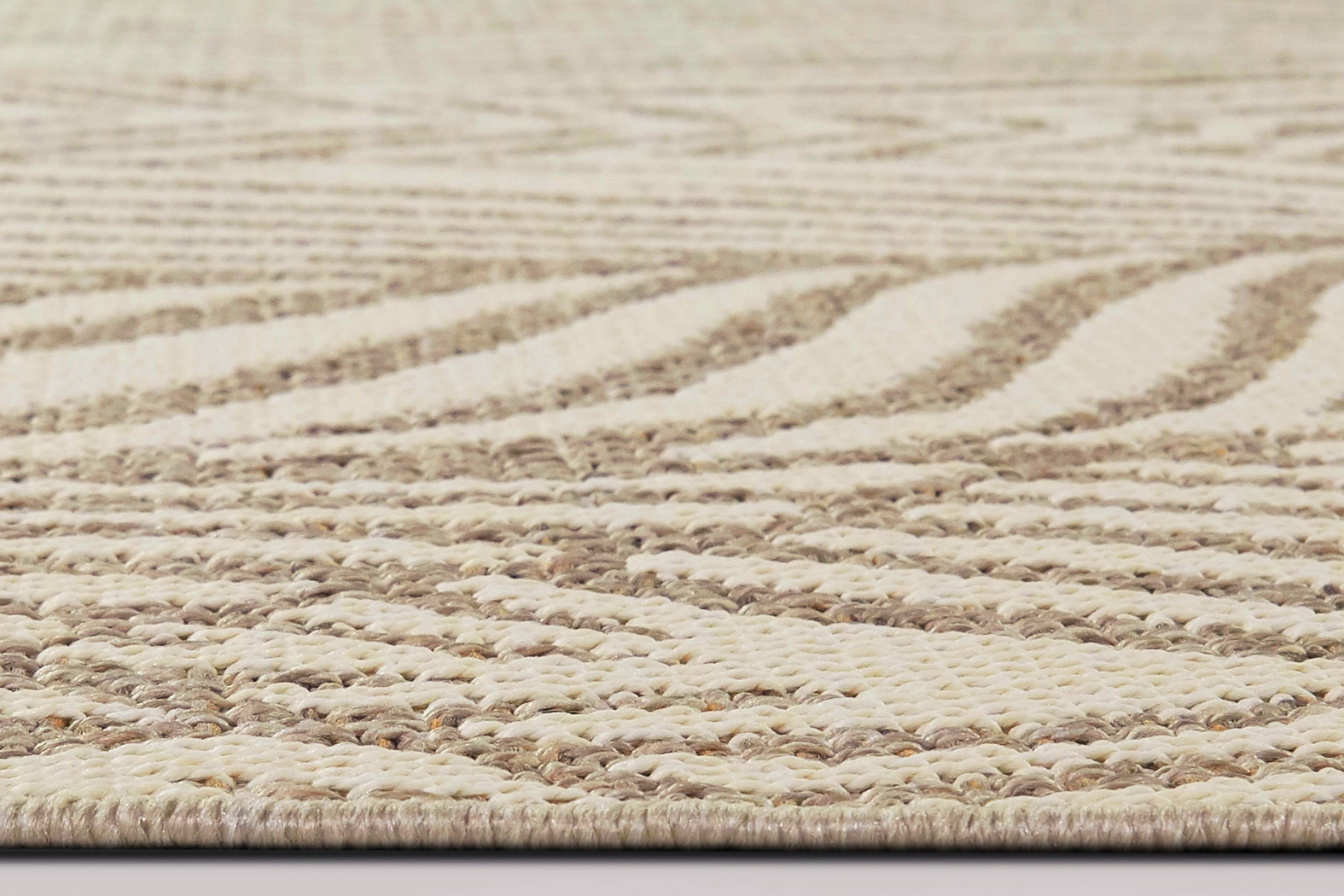 Palmetto Tan 5'3 x 7' Indoor/Outdoor Rug - Thumbnail - Image 4