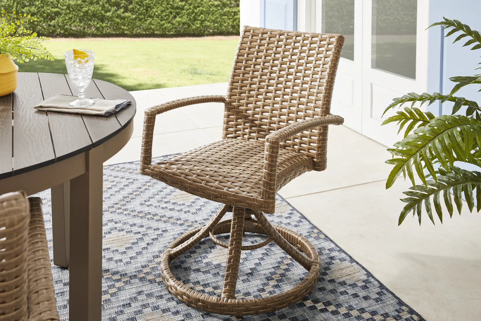 Paloma Brown Outdoor Swivel Dining Chair - Thumbnail - Image 4