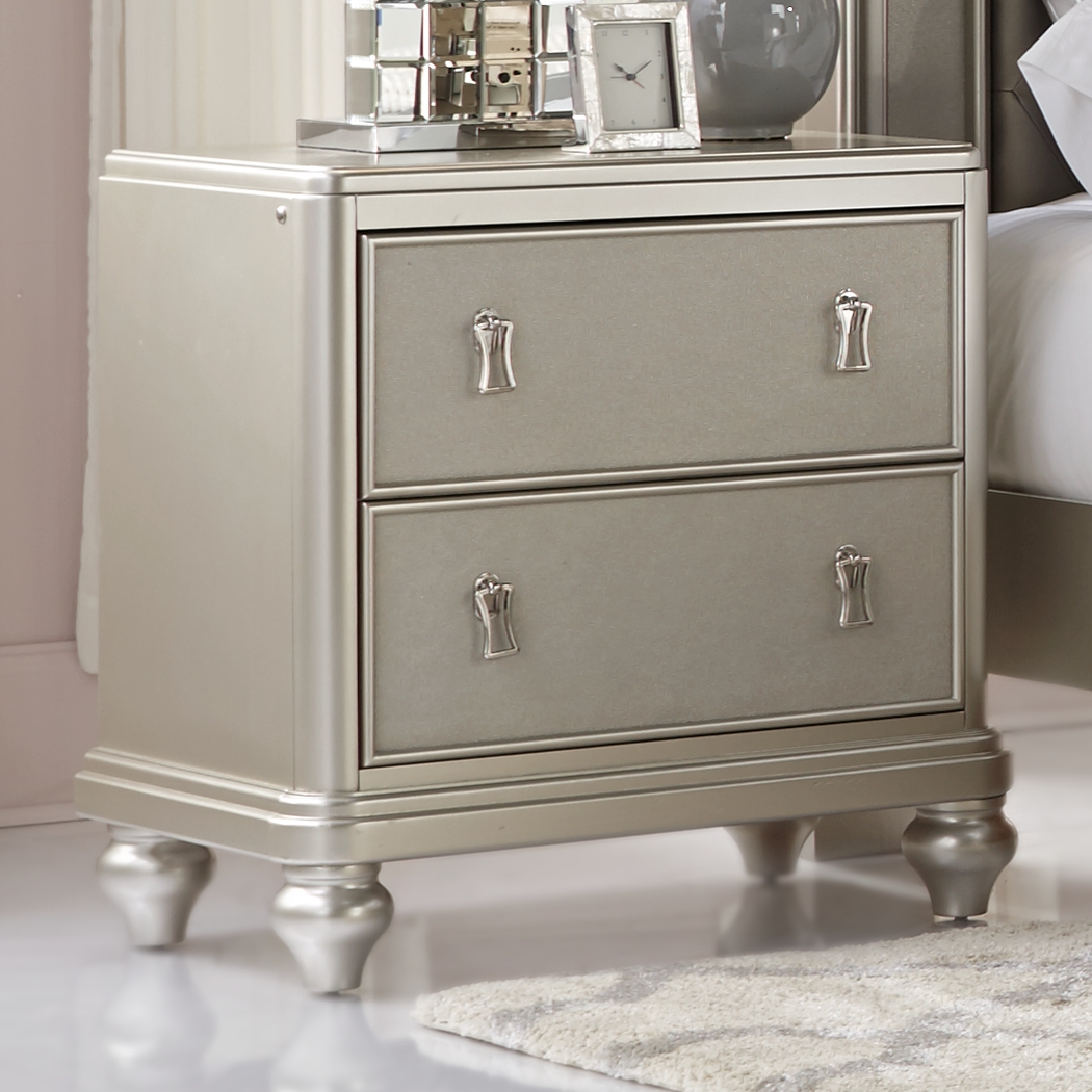 Paris Silver 8 Pc Queen Bedroom - Thumbnail - Image 17