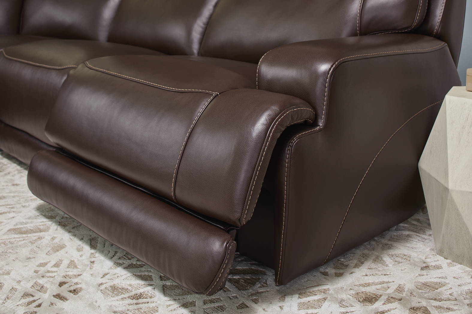 Parker Point Dark Brown Leather 9 Pc Triple Power Reclining Sectional Living Room - Thumbnail - Image 6