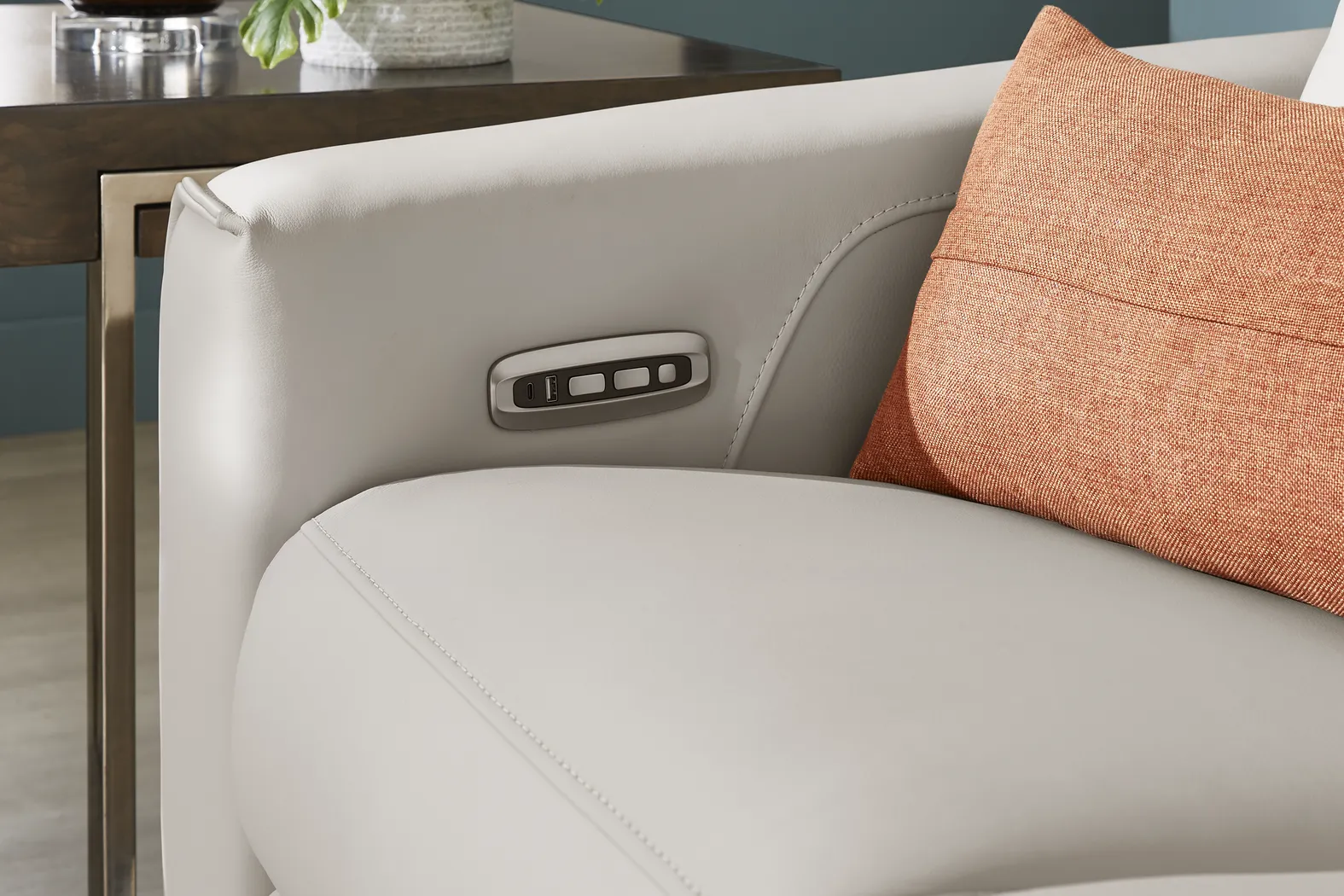 Parkside Heights Gray Leather Dual Power Reclining Loveseat - Thumbnail - Image 3