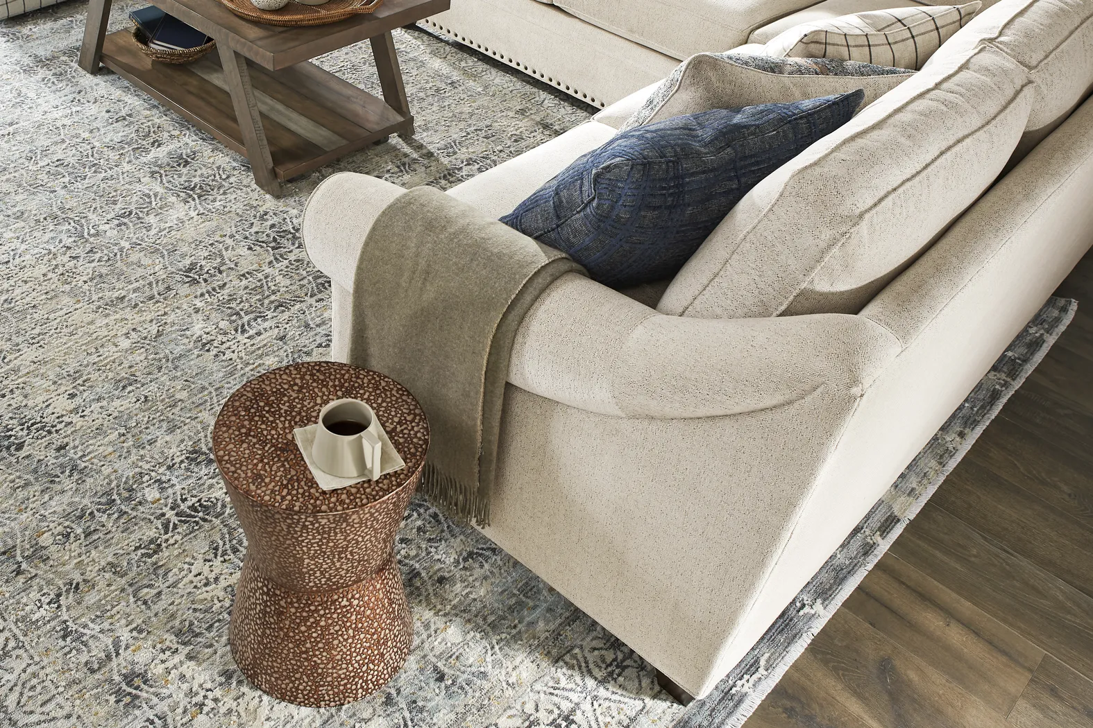 Parkview Beige 5 Pc Sectional Living Room - Thumbnail - Image 3