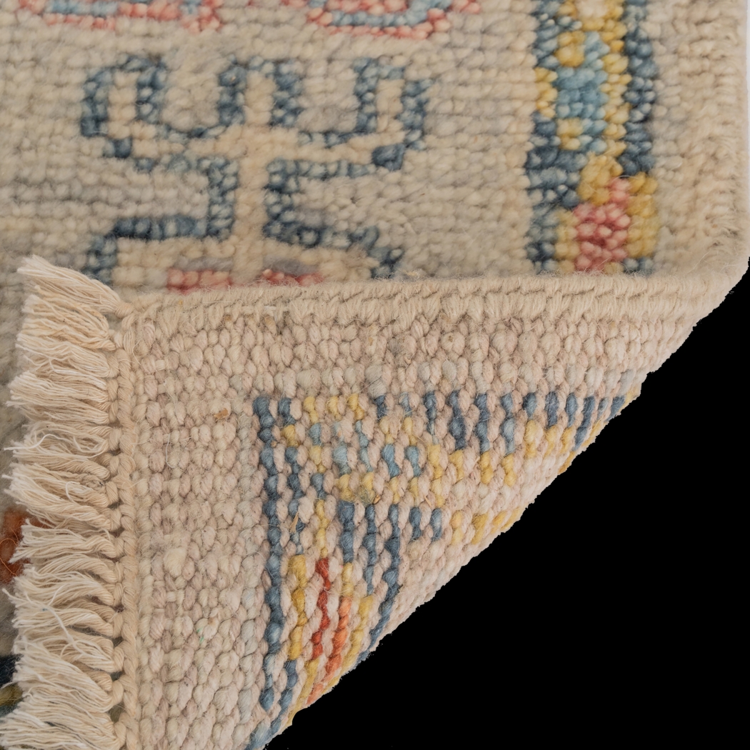 Pascester Beige/Multi 8' x 10' Rug - Thumbnail - Image 4