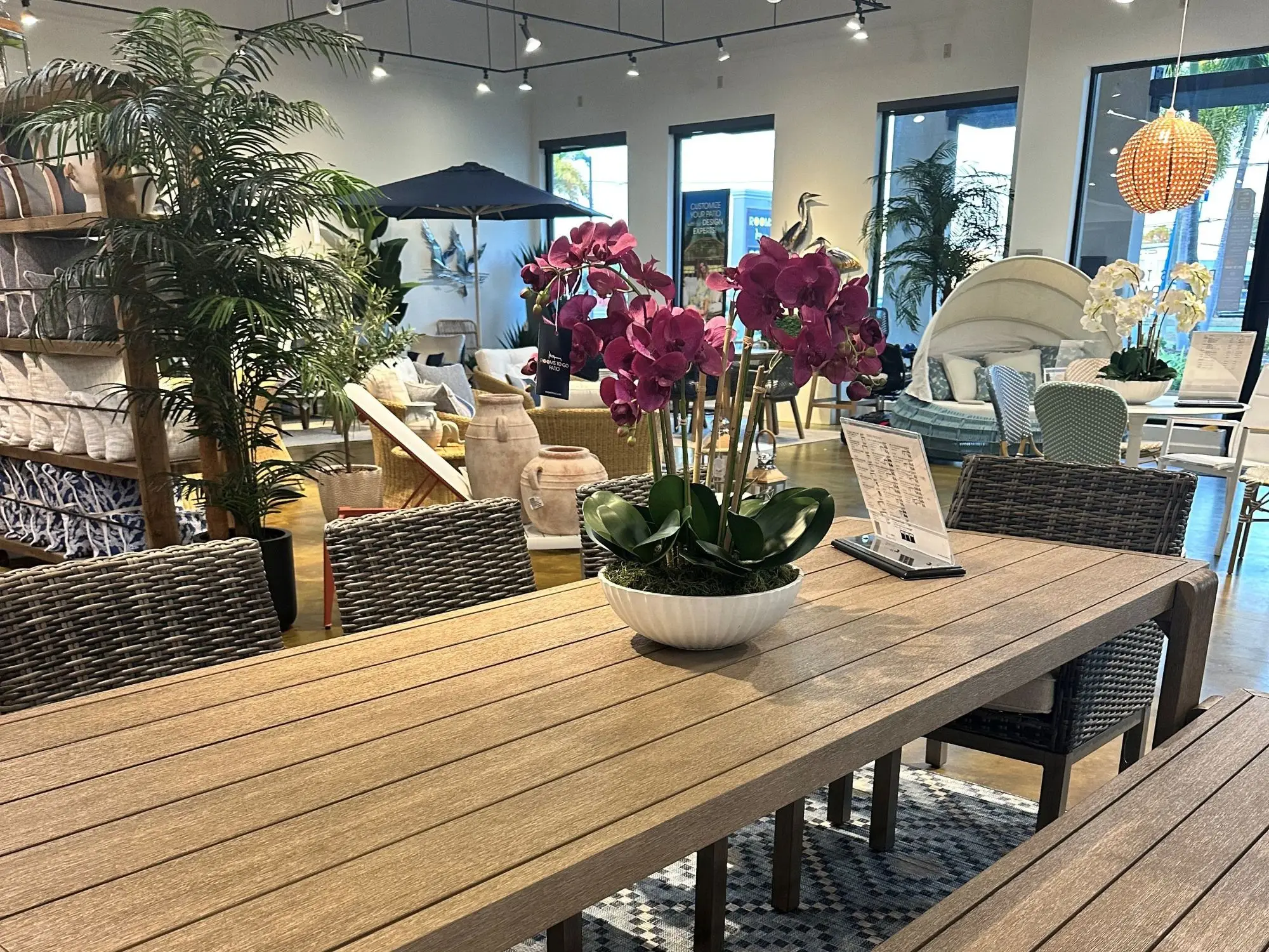 patio-table-chairs.jpg