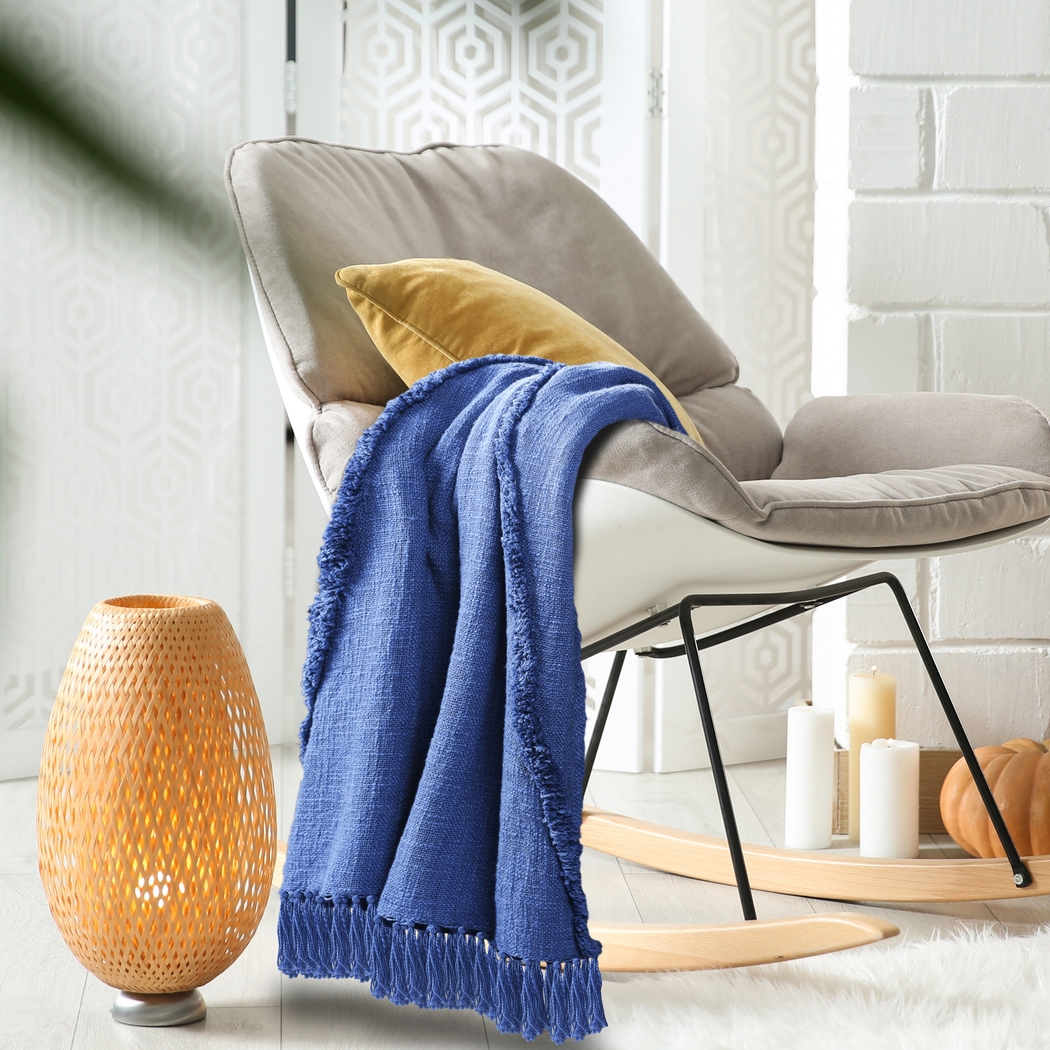 Peachwell Blue Throw Blanket - Thumbnail - Image 7
