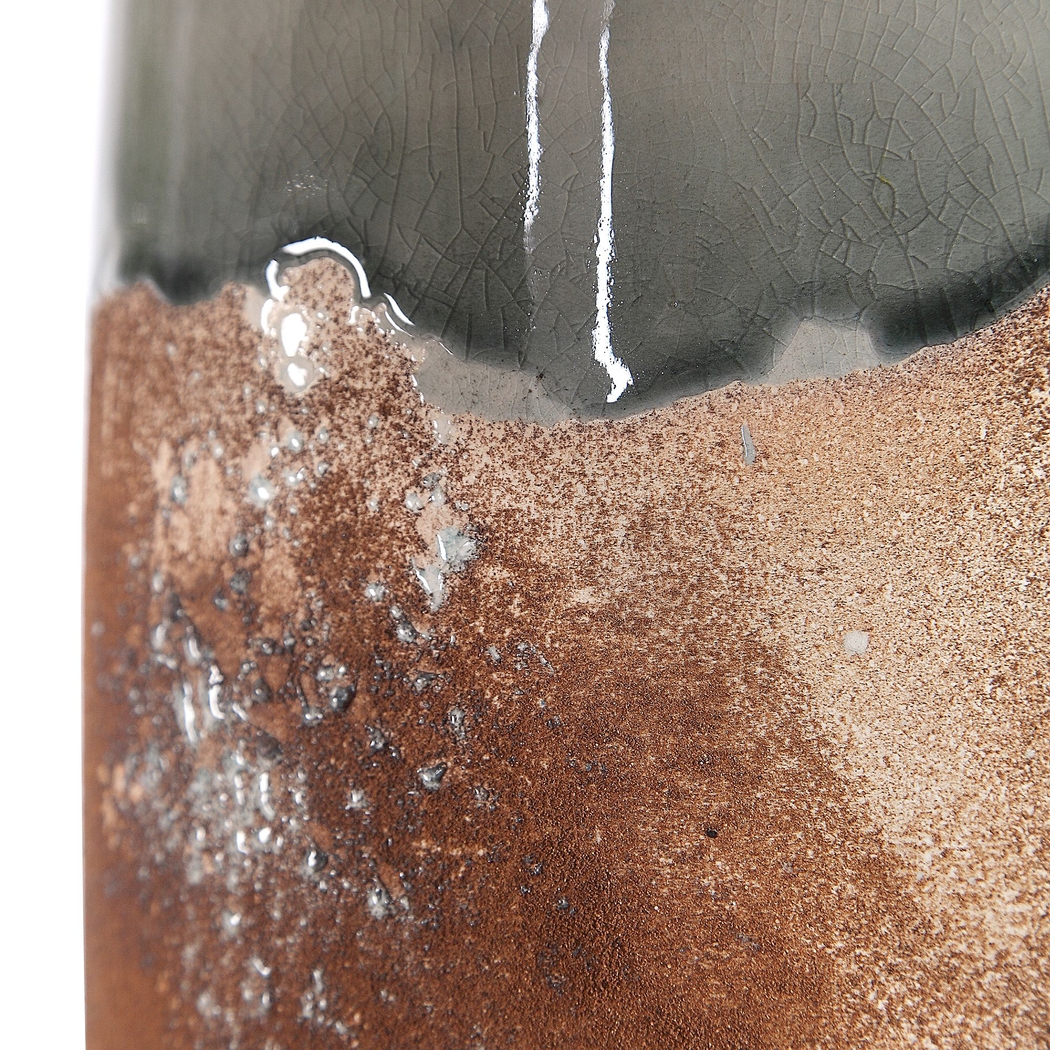 Pebbleton Gray Lamp - Thumbnail - Image 4