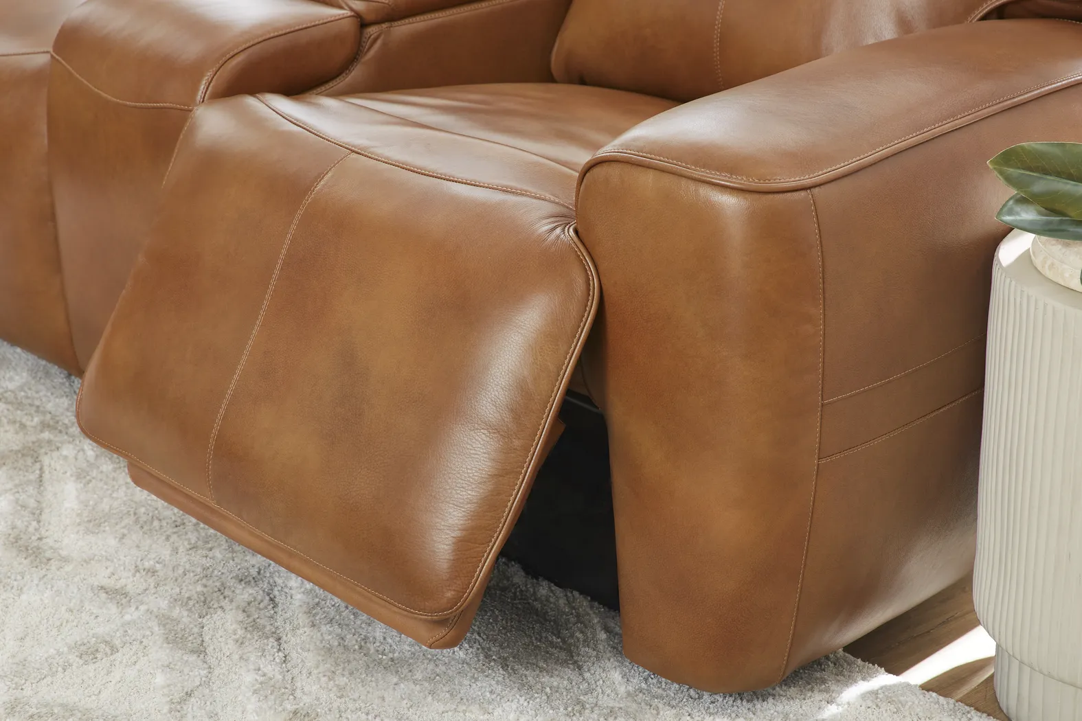 Peninsula Brown Leather 2 Pc Dual Power Reclining Living Room - Thumbnail - Image 11