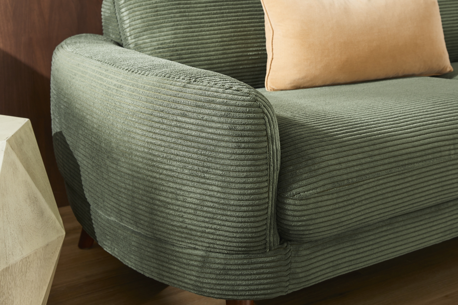 Penn Station Green Loveseat - Thumbnail - Image 3