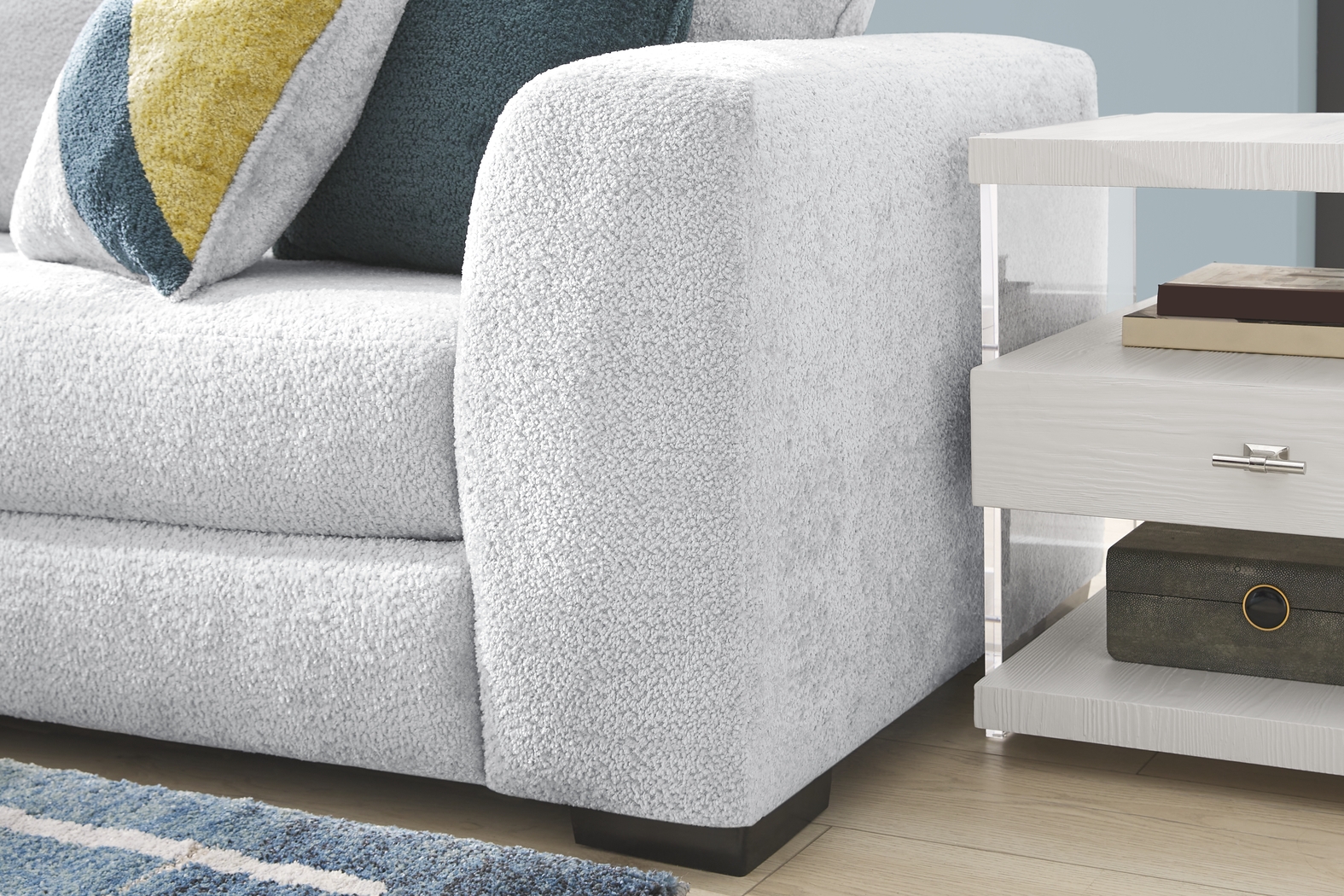 Perry Gray 5 Pc Sectional Living Room - Thumbnail - Image 4