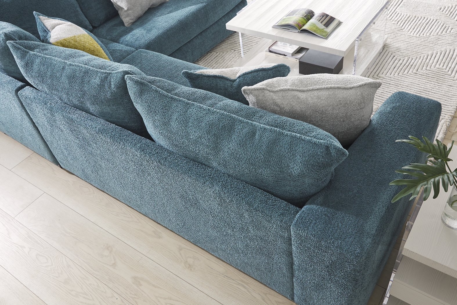 Perry Teal 5 Pc Sectional Living Room - Thumbnail - Image 3