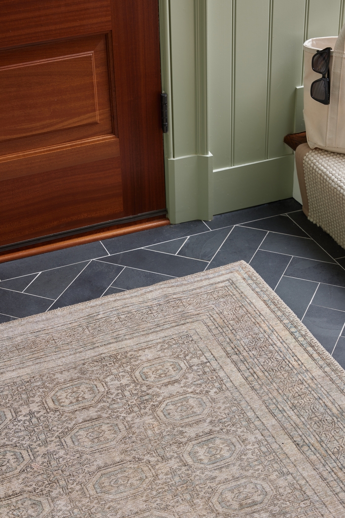 Pessier Green 3' x 5' Rug - Thumbnail - Image 12