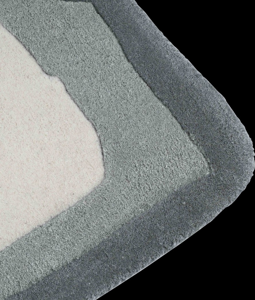 Petalshine Gray 5' x 7' Rug - Thumbnail - Image 3