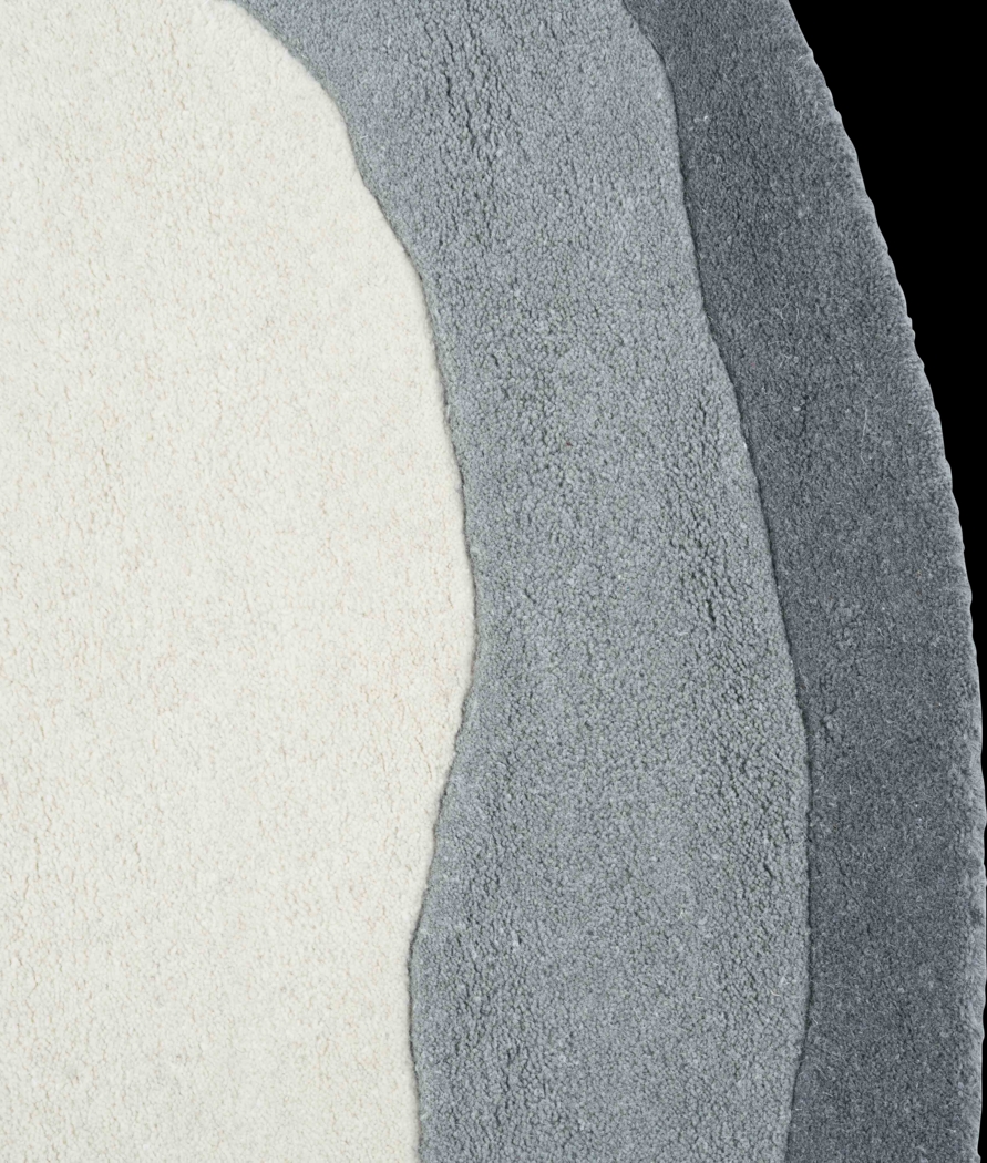 Petalshine Gray 8' x 10' Gray Oval Rug - Thumbnail - Image 2