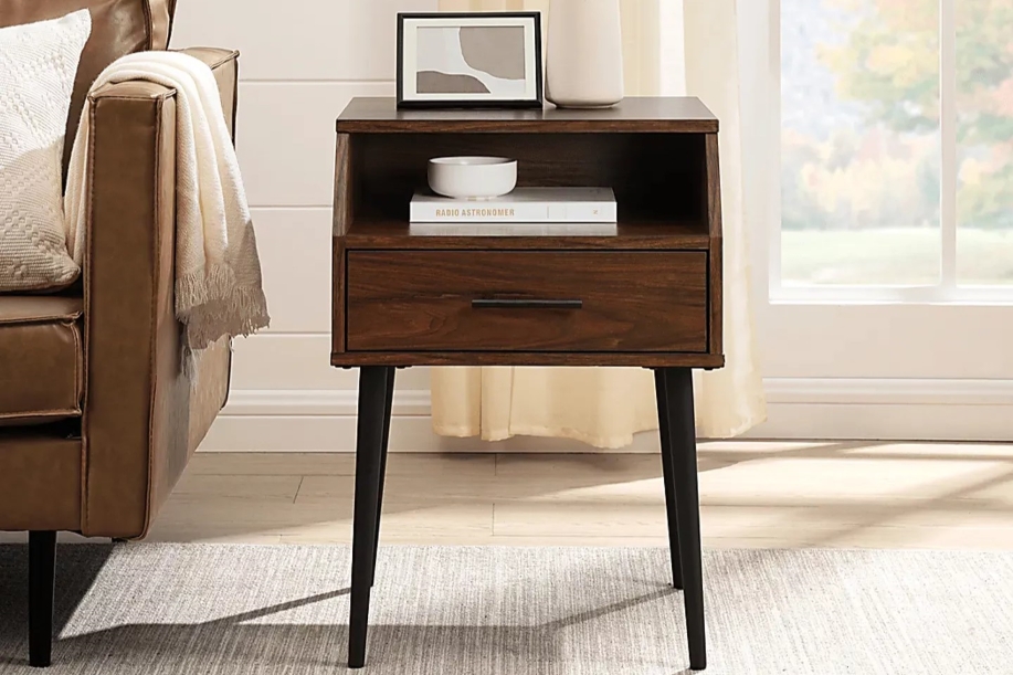 Pincay Walnut End Table - Thumbnail - Image 2