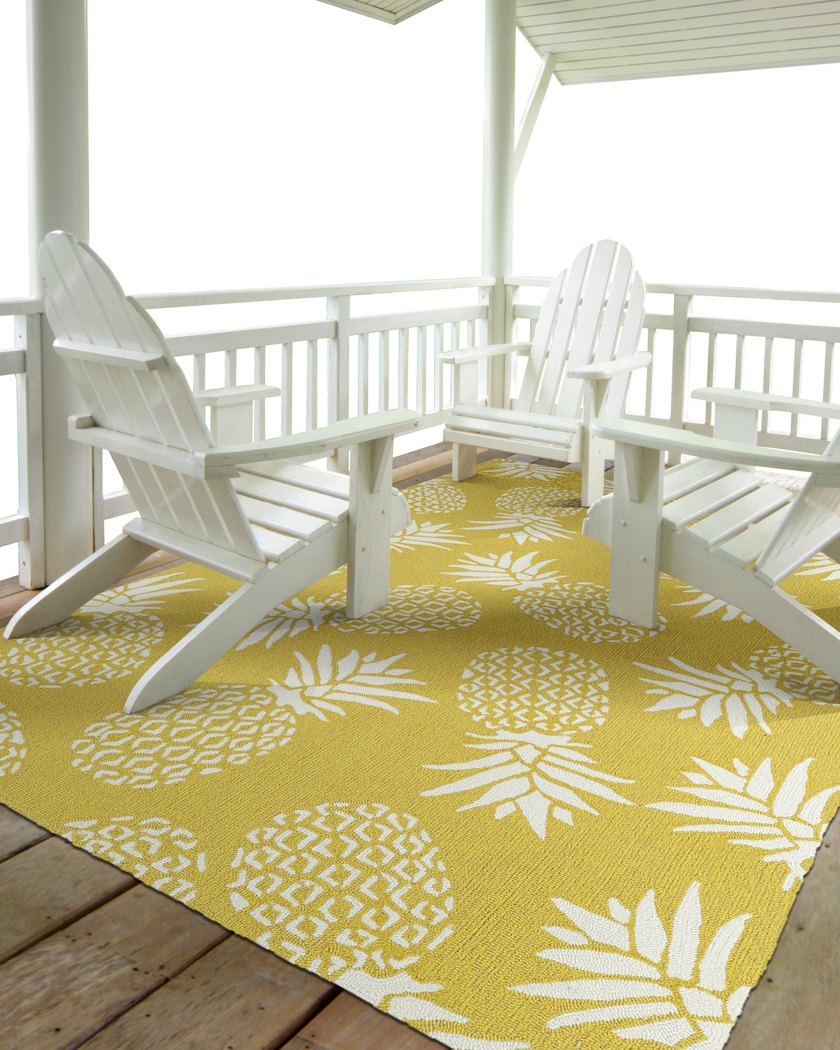 Pineapple Paradise Gold 5' x 7'6 Indoor/Outdoor Rug - Thumbnail - Image 2