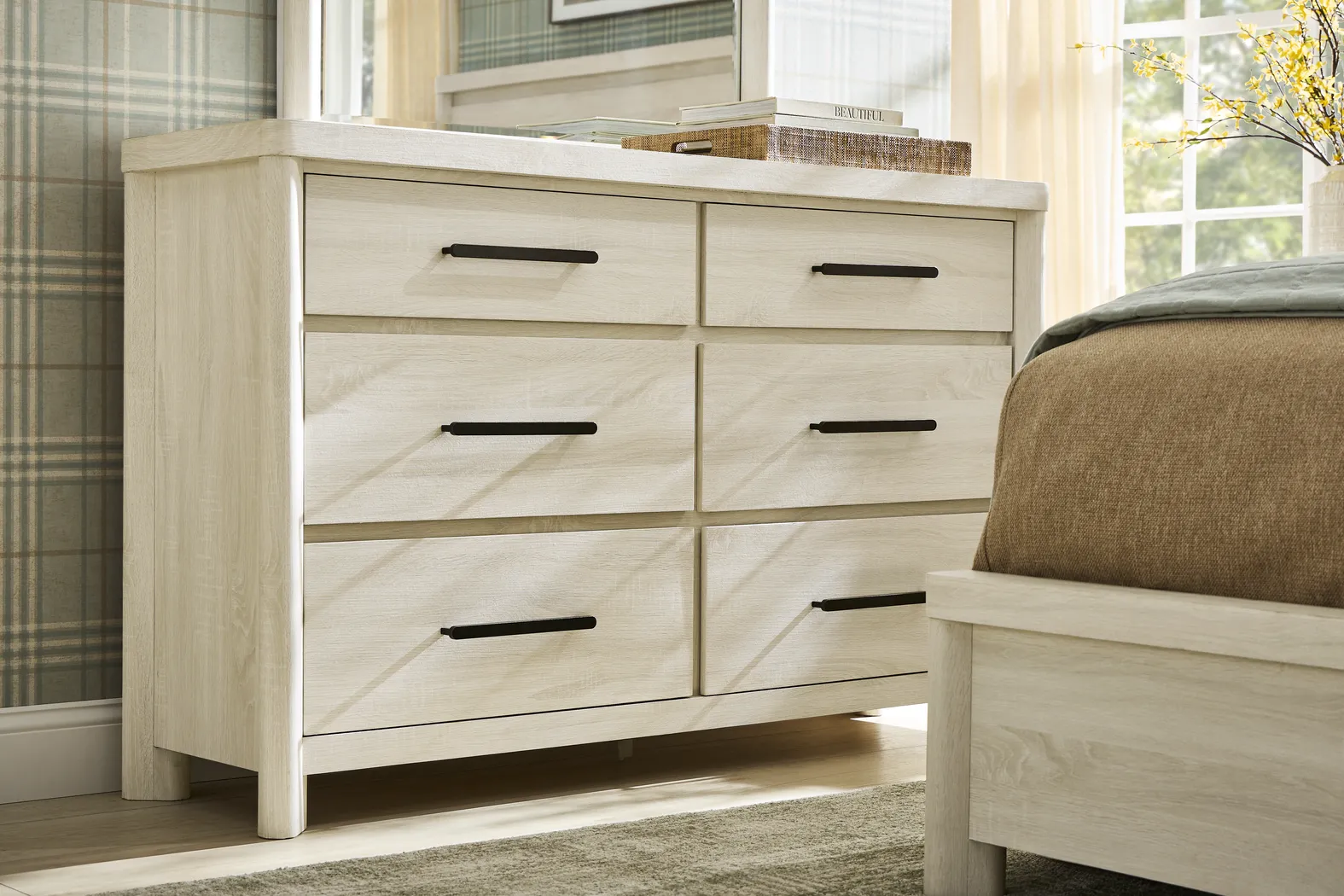 Pinebrook White Dresser - Thumbnail - Image 3